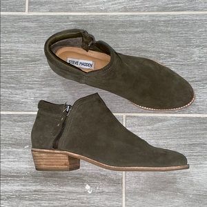 Steven Madden Green Suede Ankle Boots